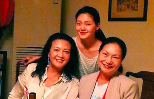 张兰爆料怀孕视频,豪门生活背后的甜蜜瞬间  第1张